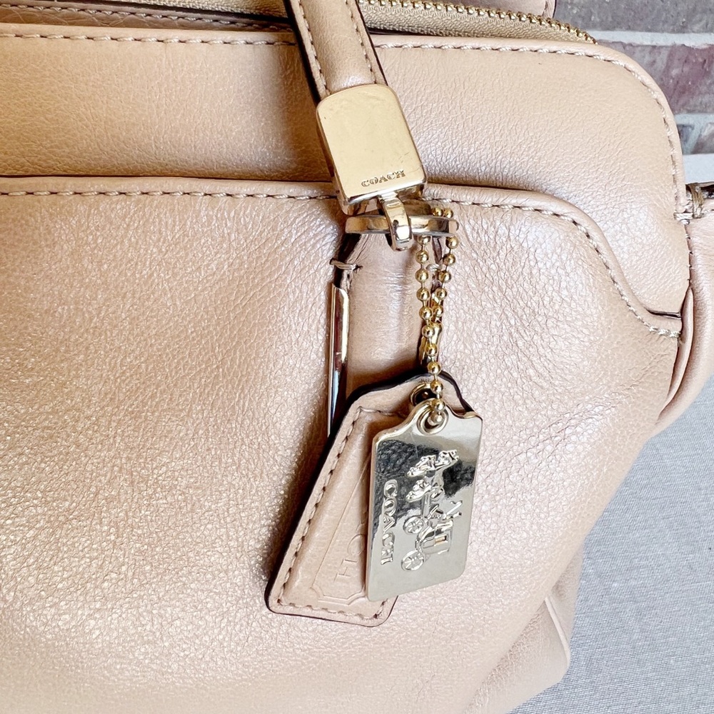 Coach Beige Leather Purse - Picture 2 of 16